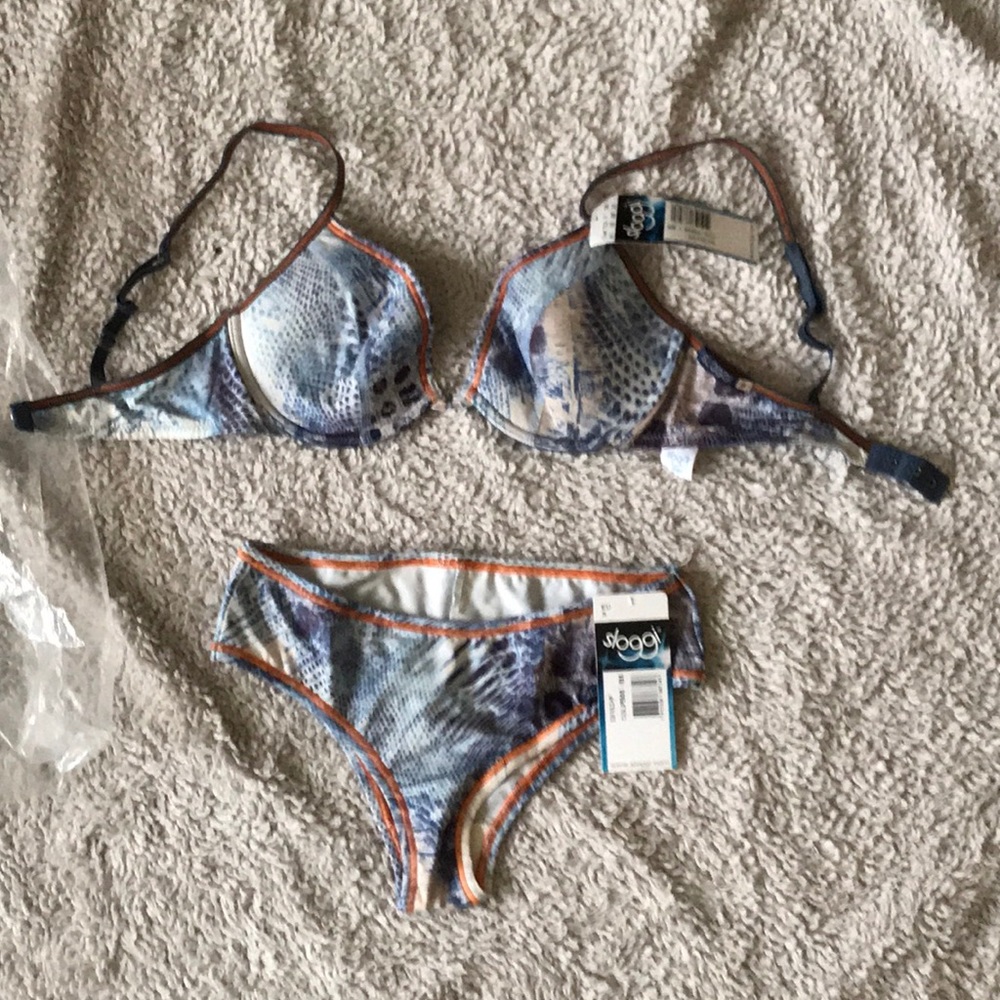 NWT Sloggi Bra and Panty Set Blue Print